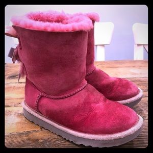 Hot pink uggs